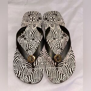 NWOT Tory Burch zebra print platform flip flip sandals. Size 8